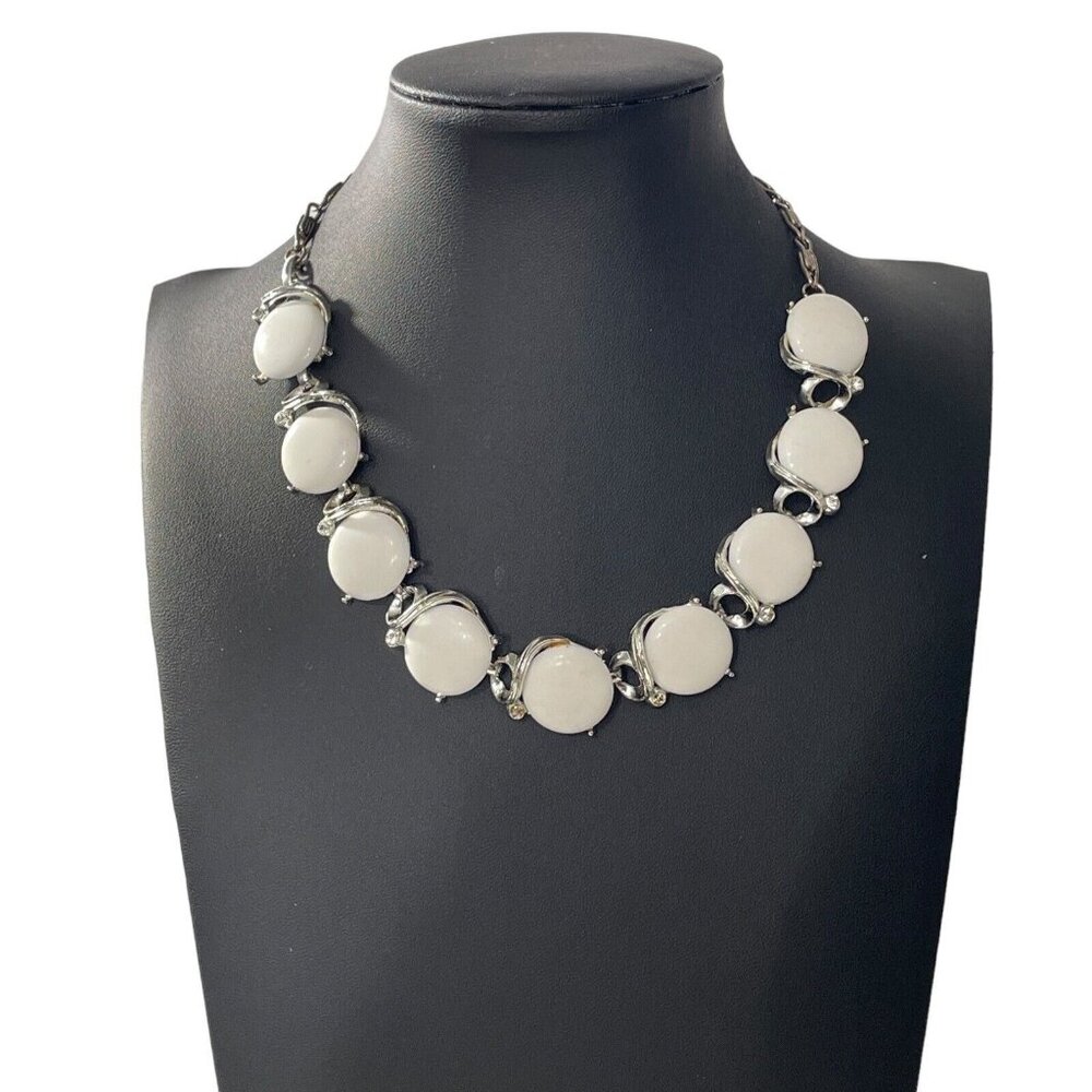 Vintage Signed Lisner White Lucite Plastic Rhinestone Silver Tone Necklace READ!
